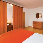 3 Bedroom Cozy In * Nedeščina