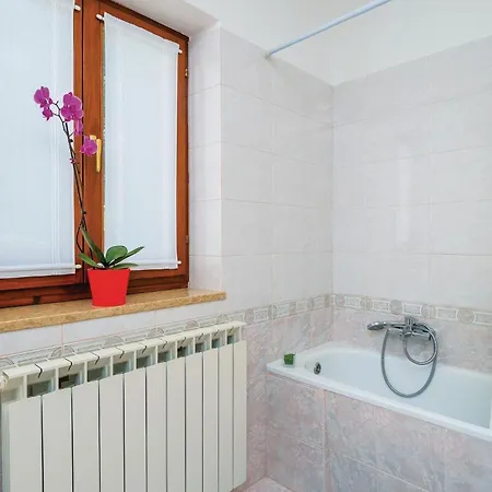 Apartmán 3 Bedroom Cozy In *